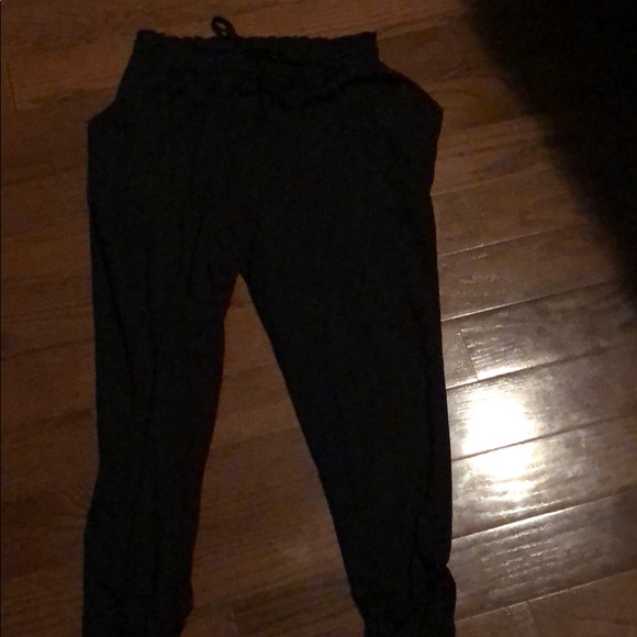 Black comfy pants - Picture 3 of 3